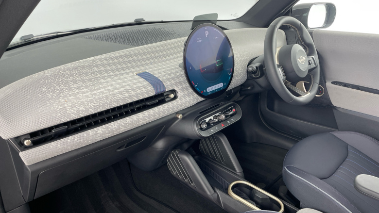 MINI Cooper 160kW SE Exclusive 54kWh 3dr Auto Electric Hatchback